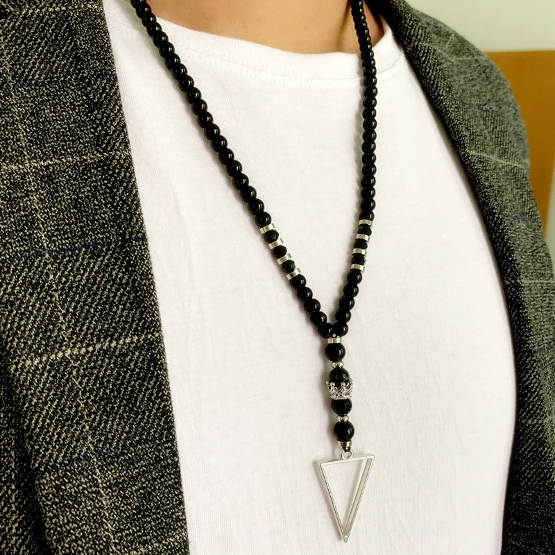Мужская цепочка с треугольным кулоном ожерелье в виде короны из бисера