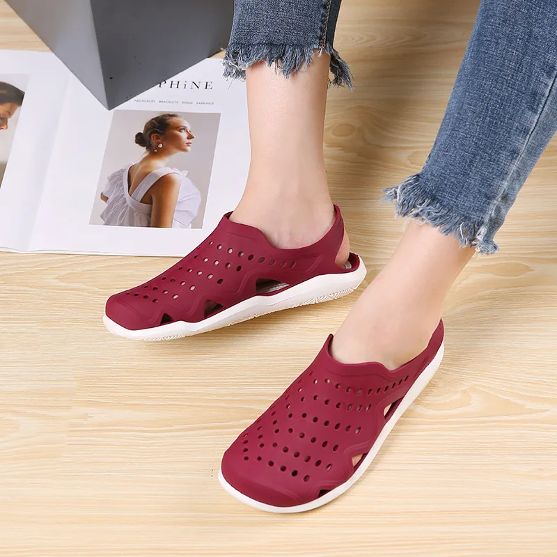 Women's Sandals Hole Shoes Solid Color Breathable Non-slip Garden Beach Outside Shoes for Women Slippers Summer Clogs Sandalias