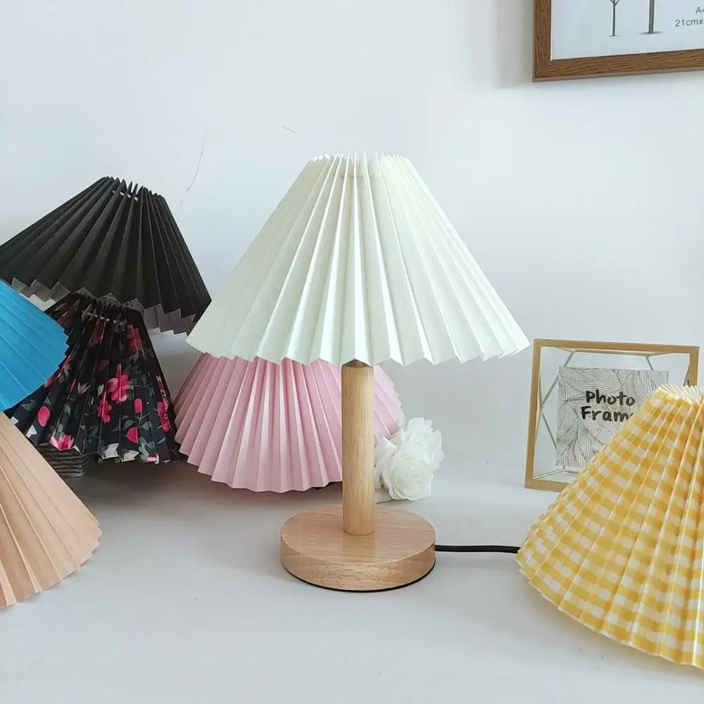 

Xianfan new Korean 100% solid wood base KD fabric composite PVC lampshade bedroom table lamp study desktop decorative lamp
