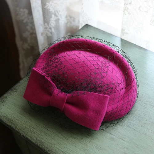 Hot pink Женские фетровые шляпы с бантом и вуалью в стиле Парижа; цвет синий, зеленый, белый, бордовый; женские фетровые головные уборы из чистой шерсти для свадебной вечеринки - Цвет: Hot pink
