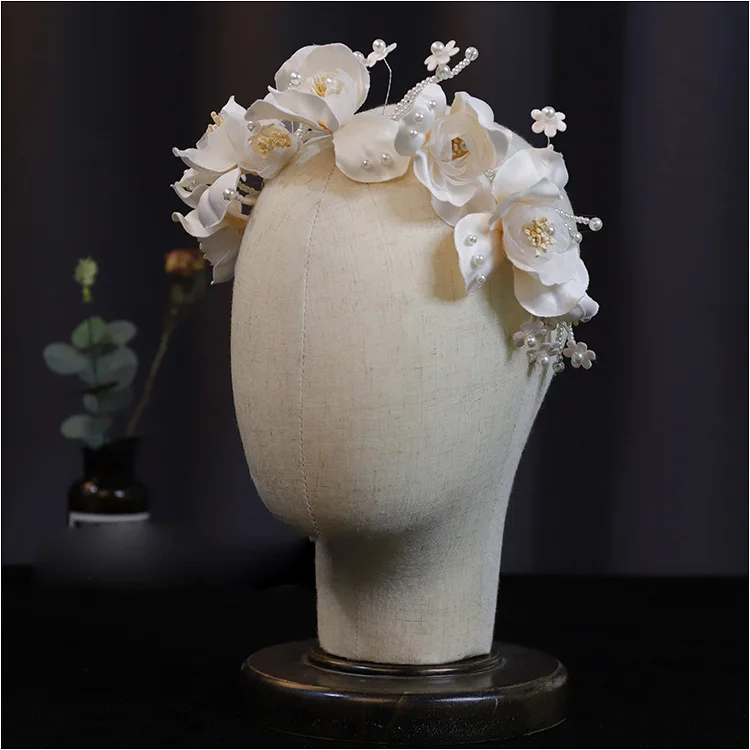 

New Exquisite Beaded Petal Headband Bridal Headdress Light Yarn Travel Wedding hair Ornament bridal headwear