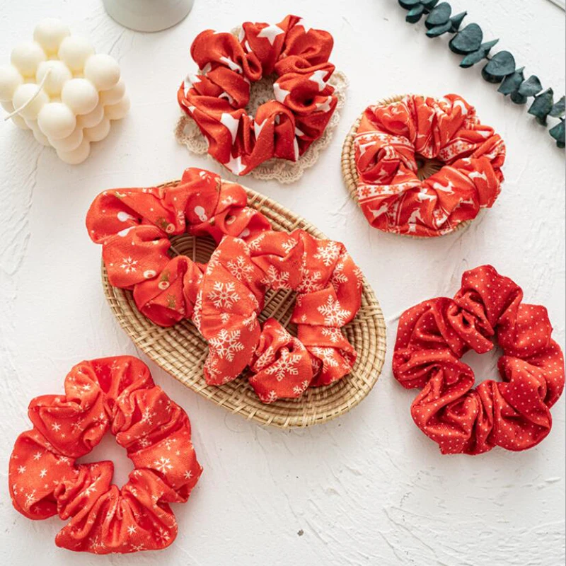 

2021 Christmas Hair Scrunchie Red Flannel Plush Hair Rope Headdress Ponytail Elastic Headband Hair Accessories For Women