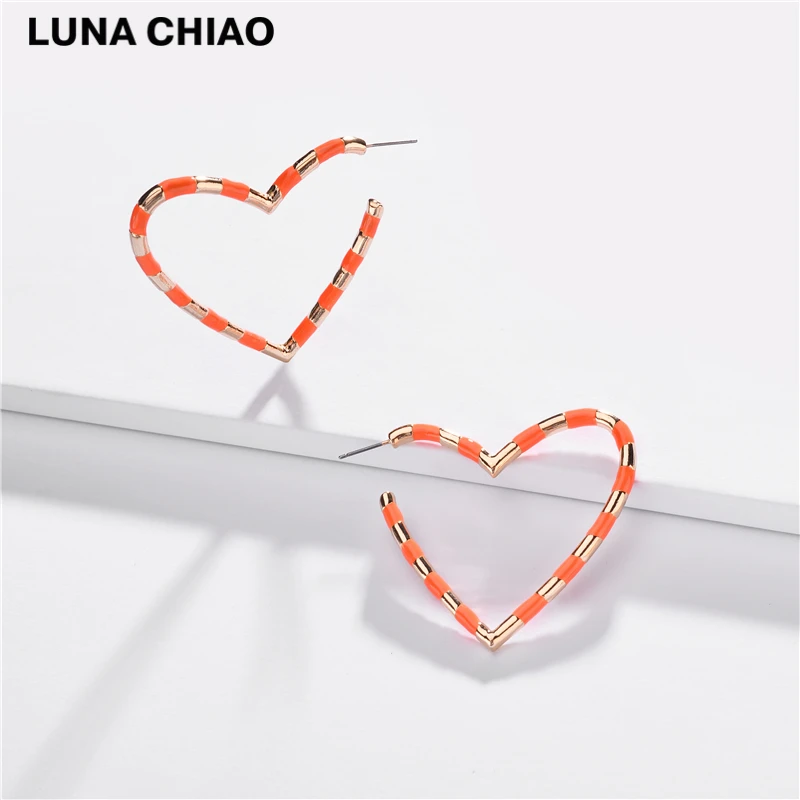 LUNA CHIAO Модные Разноцветные эмалированные серьги-кольца с большим сердцем для женщин