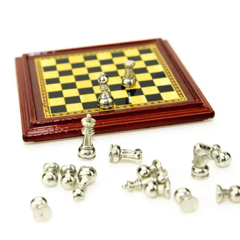 

1:12 Scale Dollhouse Miniature Vintage Simulation Mini Chess Foot Model Decoration Accessories Pretend Play Toy Kid Gift