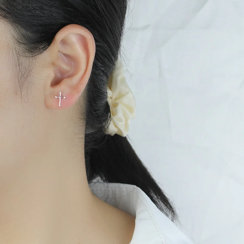 Женские серьги пусеты Trusta прекрасный брелок с маленькими крестиками из 100%