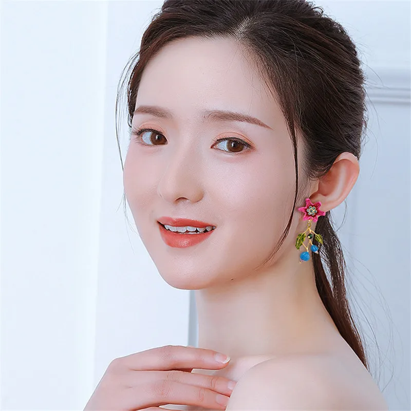 

European and American Fashion Drip Glaze Earrings Cartoon Gingerbread Man Earrings Creative S925 Silver Needle Female Earrings