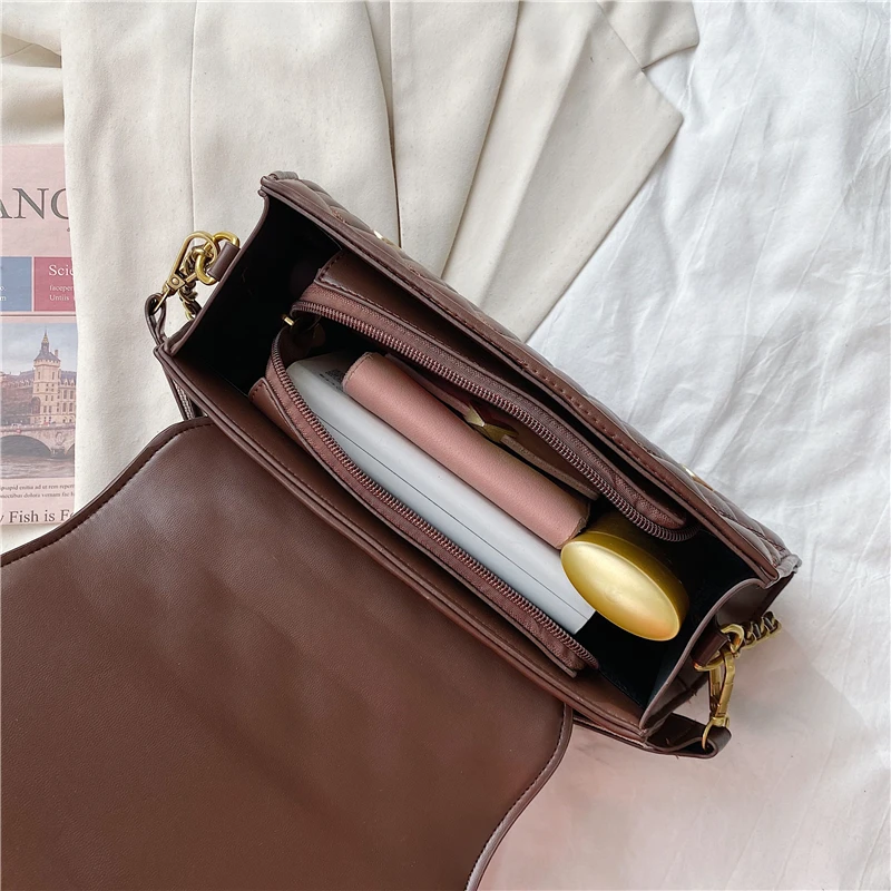 

Unique Design Plaid Chain Shoulder Bags For Women Fashion Wide Strap Crossbody Bags High Quality PU Leather Fan Shape Purse 2021