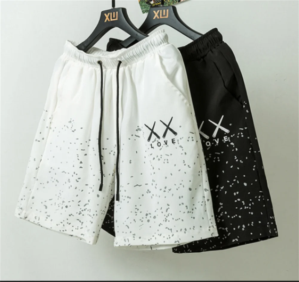 

2021 reflective shorts summer casual pants men's five-cent pants trend pants men beach pants black and white M-4XL