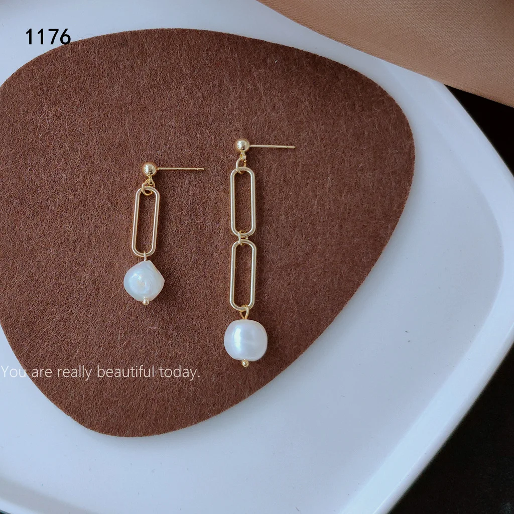 Женские серьги-гвоздики ручной работы с натуральным пресноводным жемчугом 14