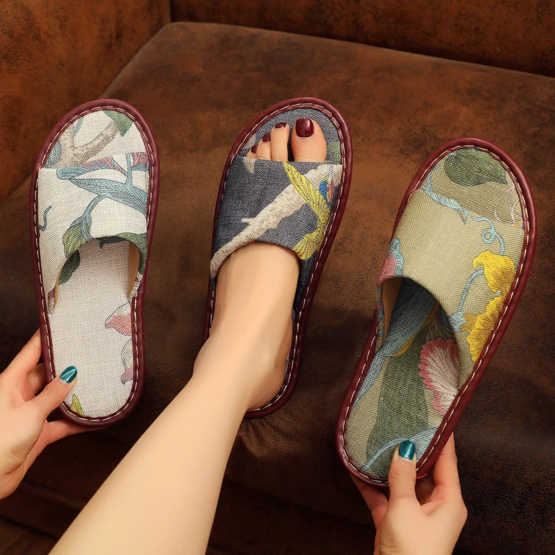 

Women's Summer Cotton Linen Indoor Slippers Couple's Anti-Slip Flower Prints Casual Home Shoes Men's Household Slippers