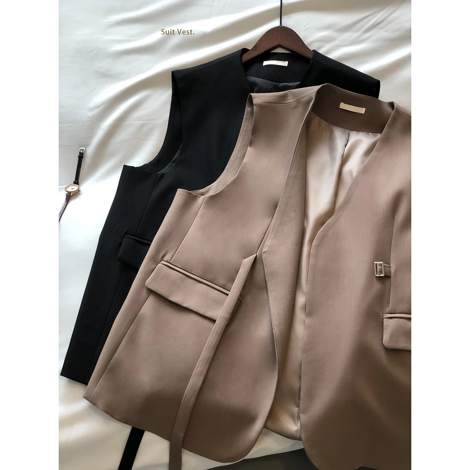 

2021 Spring Women V-Neck Vest Vintage Lace-Up Design All Match Women Vest Casual Women Thin Coat