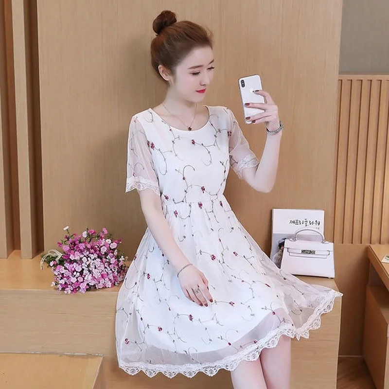 

Plus Size Women Clothing 2021 Summer Fashion O-neck Printed Short Sleeve Dress Mesh Embroidery Party Dresses Vestidos Y891