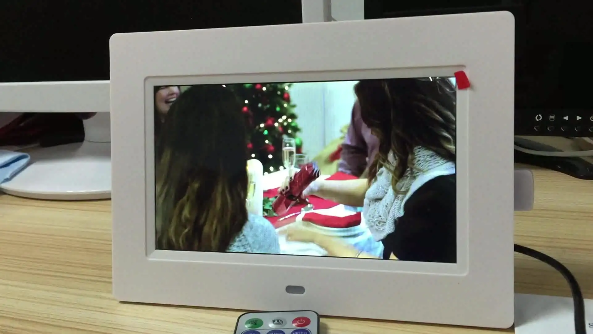 

10 inch IPS digital photo player for advertising 1280*800