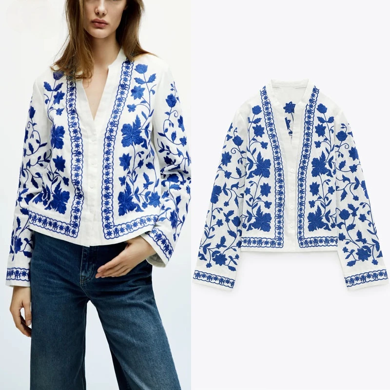 

Shirts & Blouses
