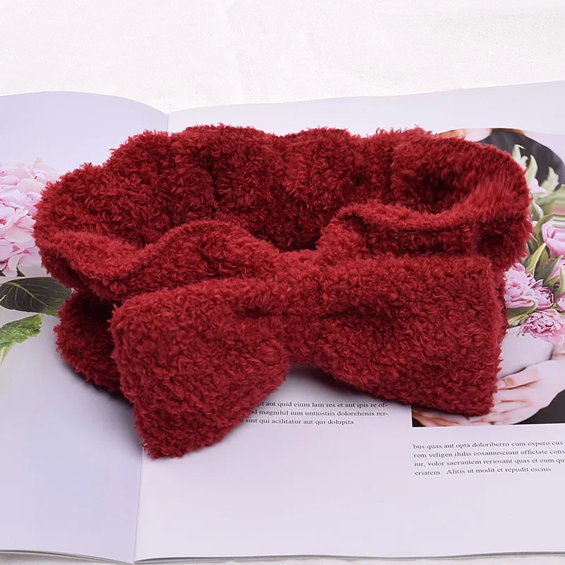 

Steam velvet wide-brimmed cross hairband women autumn and winter pure color elastic teddy velvet headband sports wash hair acces
