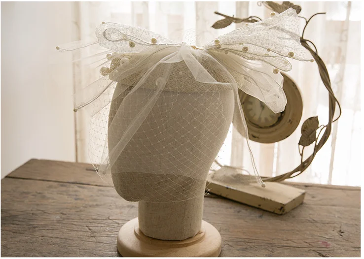 

202101-hy254 Spring Summer Lace Bowknot Paper Retro Grace Veil Lady Beret Hat Women Leisure Wedding Hat