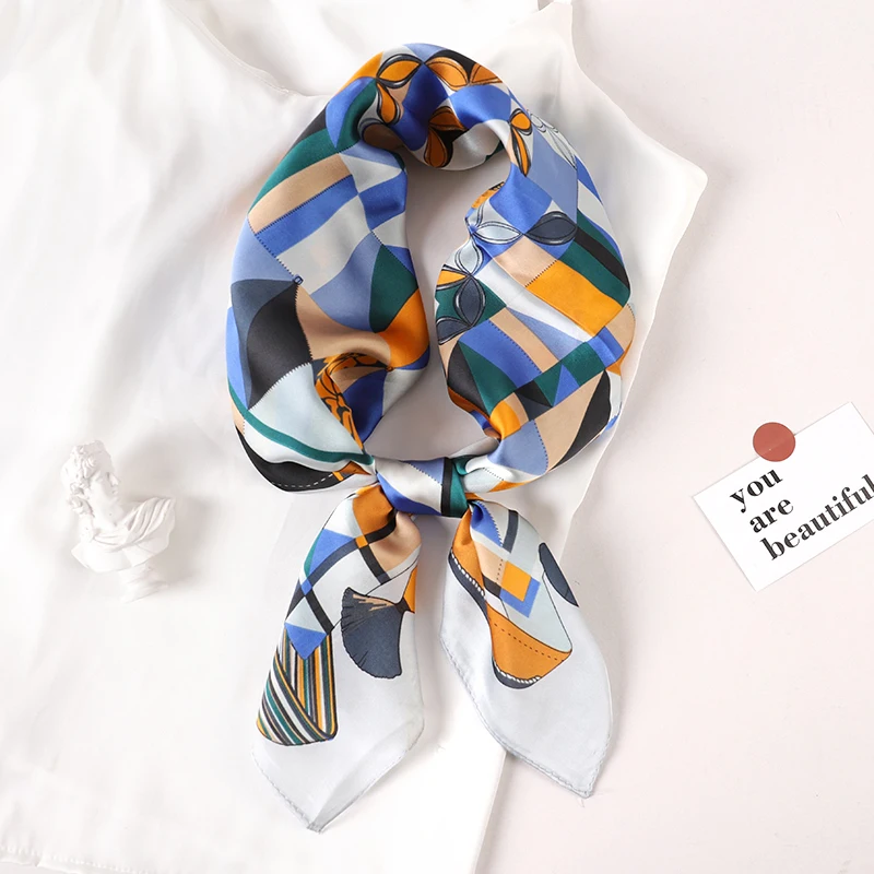 Женский квадратный шарф-платок с принтом 70x70 см | Аксессуары для одежды