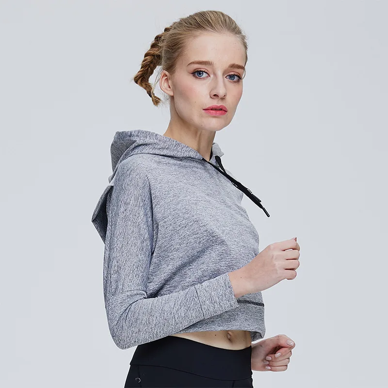 Женский чокер спортивный короткий топ с капюшоном для фитнеса и йоги майка без