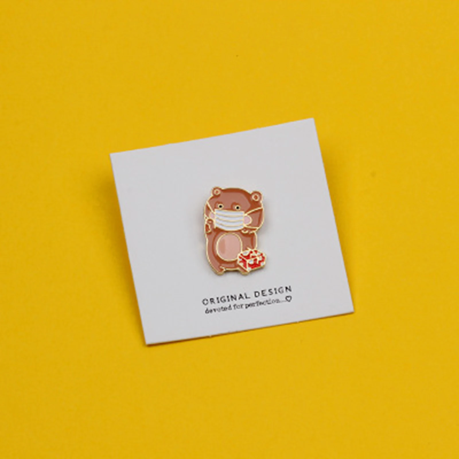 

1Piece 25x15mm Pin Brooches Enamel Drop Oil Zinc Alloy Brooch Little Bear Cat And Rabbit Cute And Fashion Popular Brooch