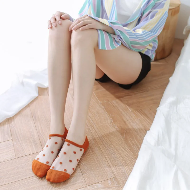 Женские летние тонкие японские хлопковые носки в горошек с нескользящей