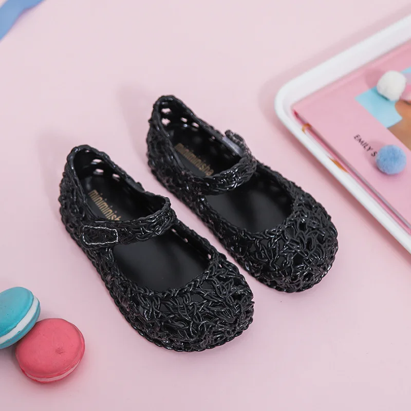 

Children's Sandals Summer Hollow Jelly Water Shoes Girls Princess Baby Hole Shoes 2021 PVC Out Soft Non-slip Kids Beach Sandals