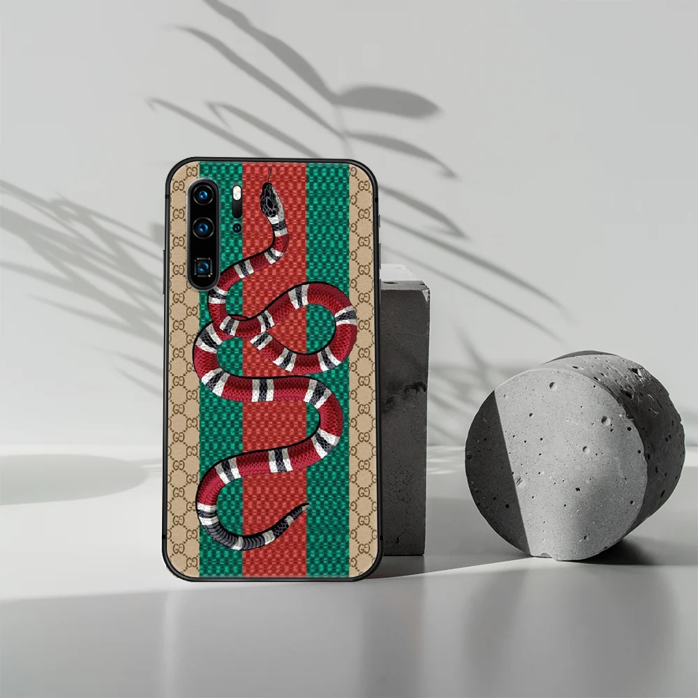 

Italian luxury brand Phone Case For Huawei P Mate 10 20 30 40 Lite Pro smart Z 2019 nova 5t black Hoesjes Silicone Shell Luxury