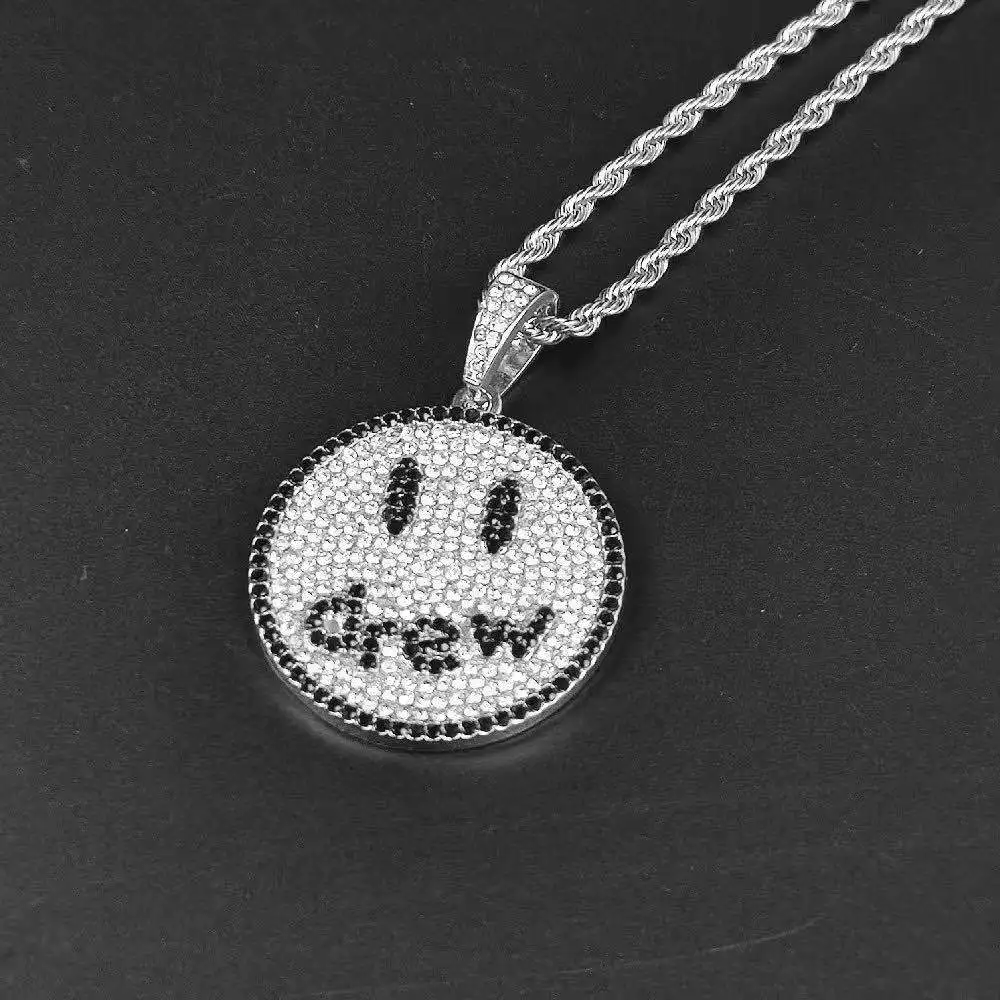 

Unisex smiley face necklace with hip-hop pendant choker chain