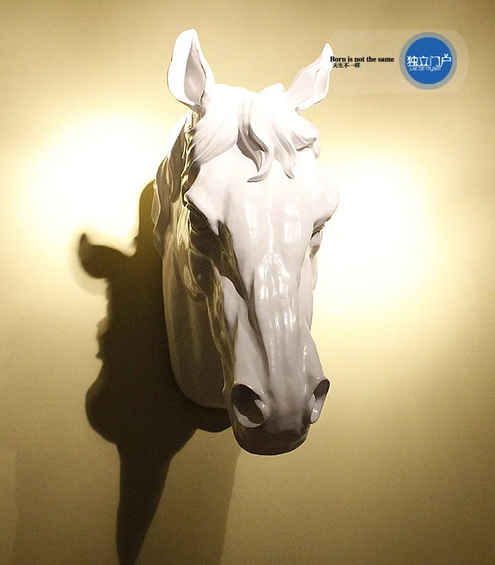 

Простые резиновые животные голова лошади настенные Висячие бытовые настенные украшения Висячие одежды магазин вилла бар модель комнаты