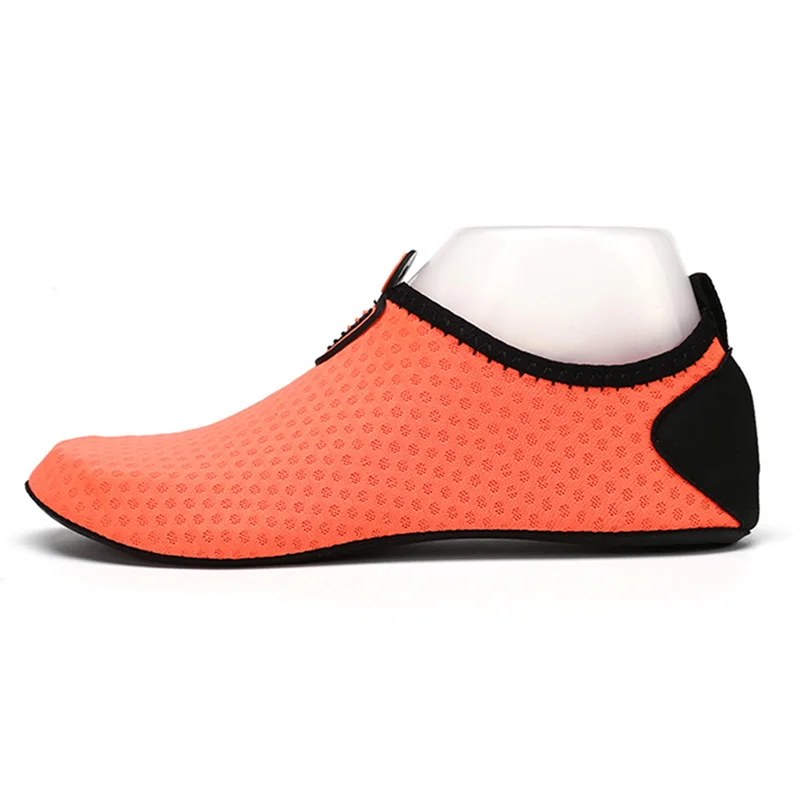 

New Women Men Swimming Shoes Breathable Soft Flat Sole Sneaker Shoes for Summer Surfing Diving XD88