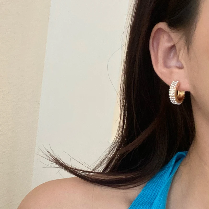 

S925 needle Modern Jewelry Hoop Earrings Hot Selling Popular Design Simulated Pearls Women Earrings For Girl Fine Accessories