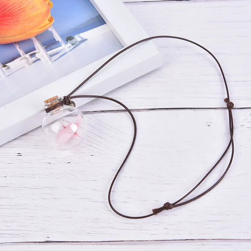 

Car Hanging Perfume Pendant Fragrance Air Freshener Empty Glass Bottle Diffusers