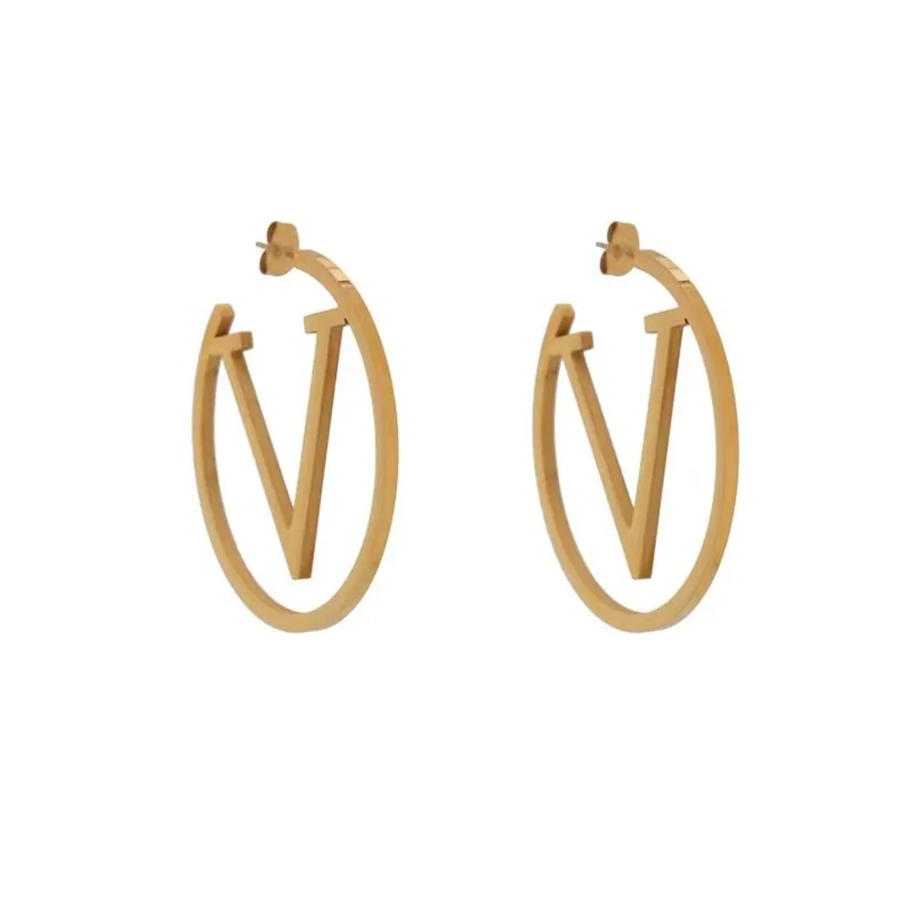 Новые асимметричные металлические серьги кольца с буквами V для женщин корейские