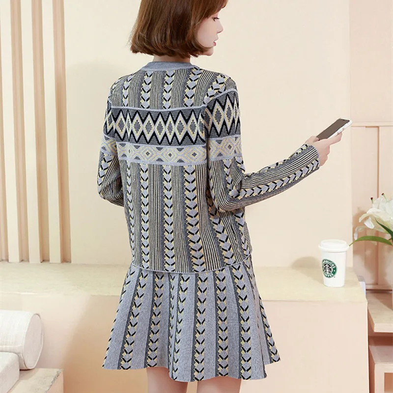 Женский повседневный трикотажный жаккардовый комплект из 2 предметов джемпер с