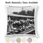 Чехол-наволочка из хлопка и льна с изображением Брюса Дэвиса