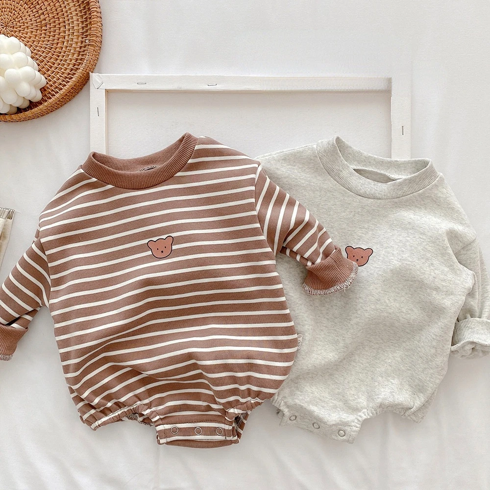 

Одежда для маленьких девочек, осенние детские комбинезоны с длинным рукавом и медведем для мальчиков и девочек, хлопковые наряды, аксессуар...