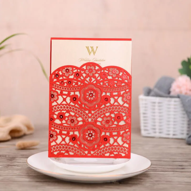

50pcs Red Laser Cut Wedding Invitations Card Lace Flora Elegant Invites Card Customize For Marriage Wedding Party Favor Supplies