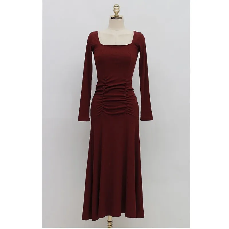 Женское трикотажное платье миди с квадратным вырезом и длинным рукавом|Женские