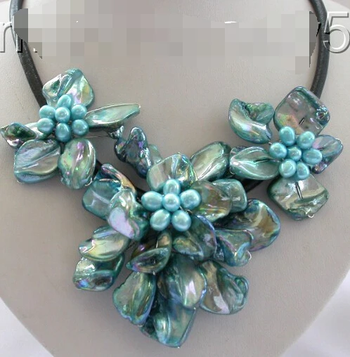 Free Shipping ***Hot sale >>>stunning classic baroque freshwater cultured pearl flower leather necklace