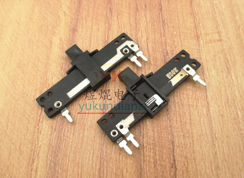 

Total length 40MM handle length 6MM 50K in-line mono vertical vertical slide potentiometer B50K sliding fader adjustment