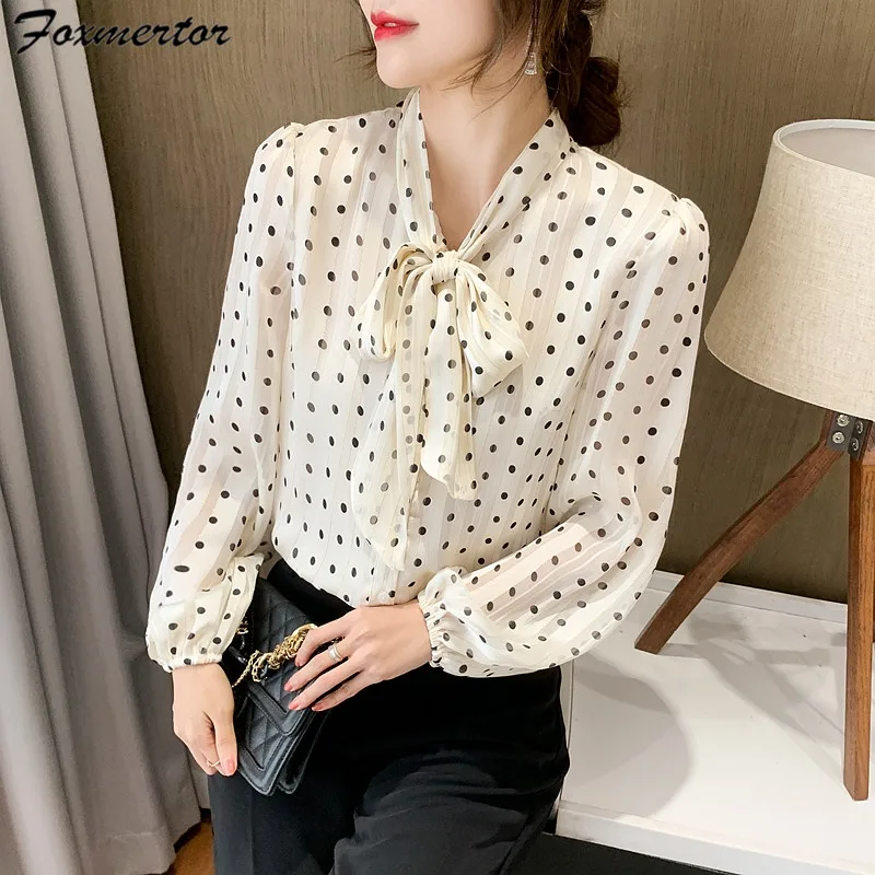 Женская рубашка на шнуровке в ретро-стиле горошек с бантом весна 2022 женская
