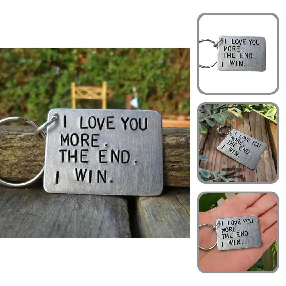 

Цветной квадратный брелок с надписью «I Love You More», подарок для подруги-парня