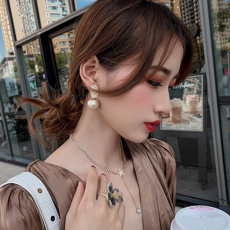 

Korean style trendy big pearl earrings personality female fashion earrings jewelry