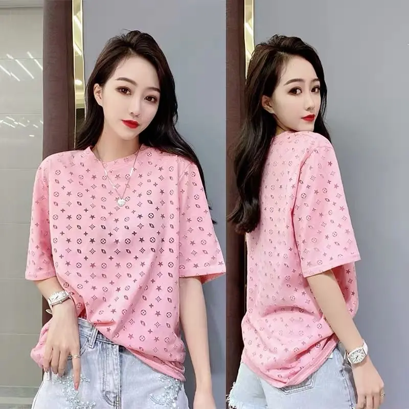 

European Station 2021 Summer Dress New European Powder T-Shirt Women's Short Sleeve Loose Skinny Fashion Hollow Mesh ins Jacket