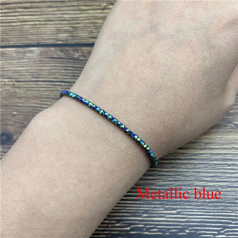 Metallic blue 1 шт Стразы Браслеты Изящные сложенные Браслеты эластичные браслеты для женщин браслеты - Окраска металла: Metallic blue