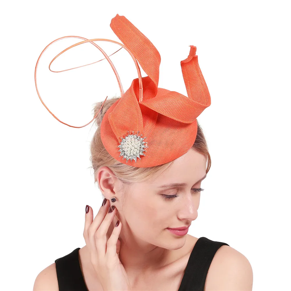 Женская шляпка вуалетка с перьями для церкви и торжественных случаев| |