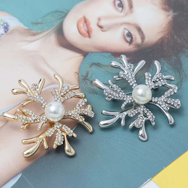 Брошь в виде кораллового оленя стиле унисекс|Броши| |