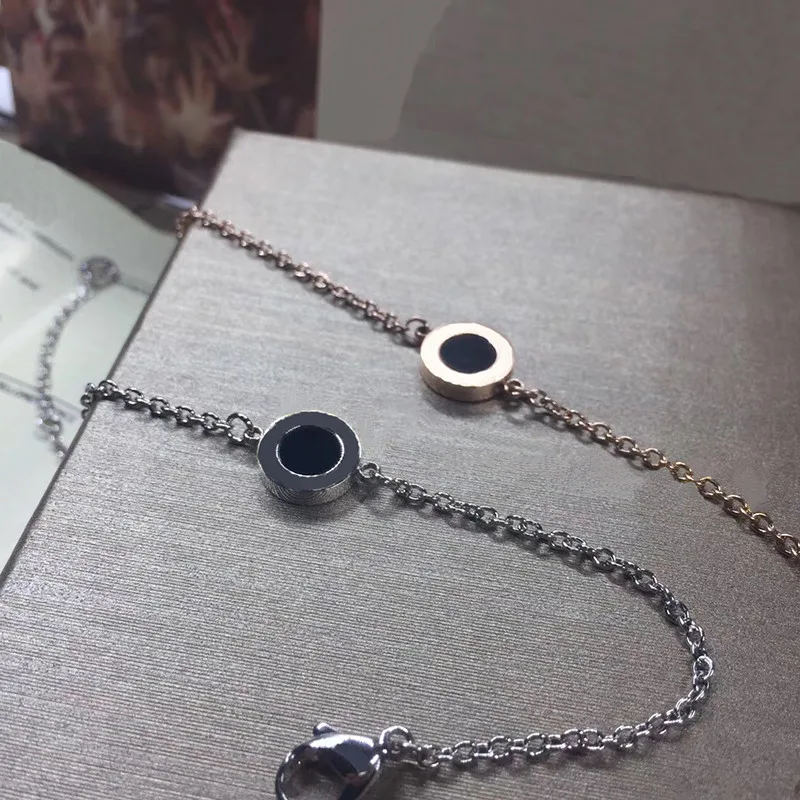 

Original Design Bracelet Fashion Jewelry Titanium Steel Does Not Fade Women Accessories Exquisite Gift