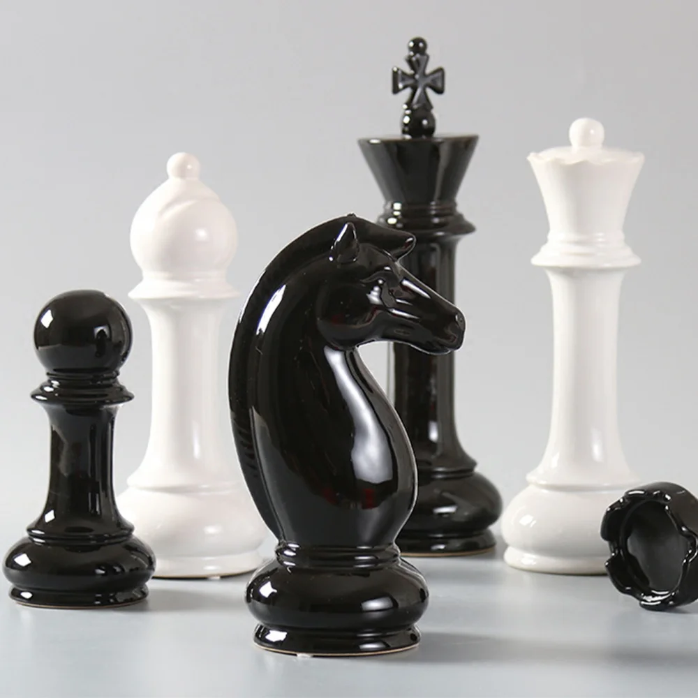 

6pcs Interesting Chess Adornment Chess Ornament Delicate Household Chess Decor