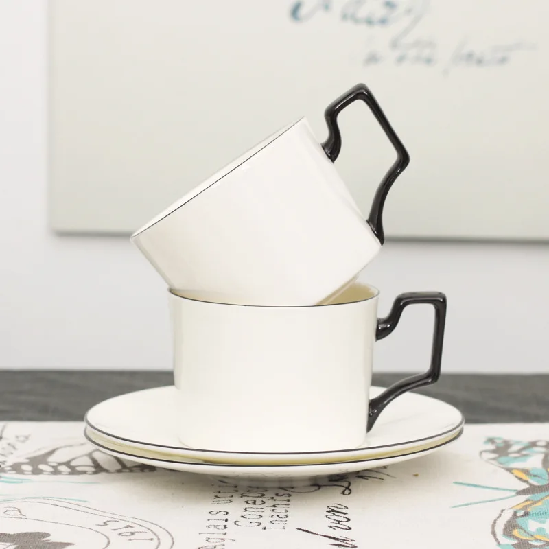 

200ml Fashion Coffee Mugs Ceramic Drinkware Water Cup Simple Style Ceramic Porcelain Coffee Mug with Dish
