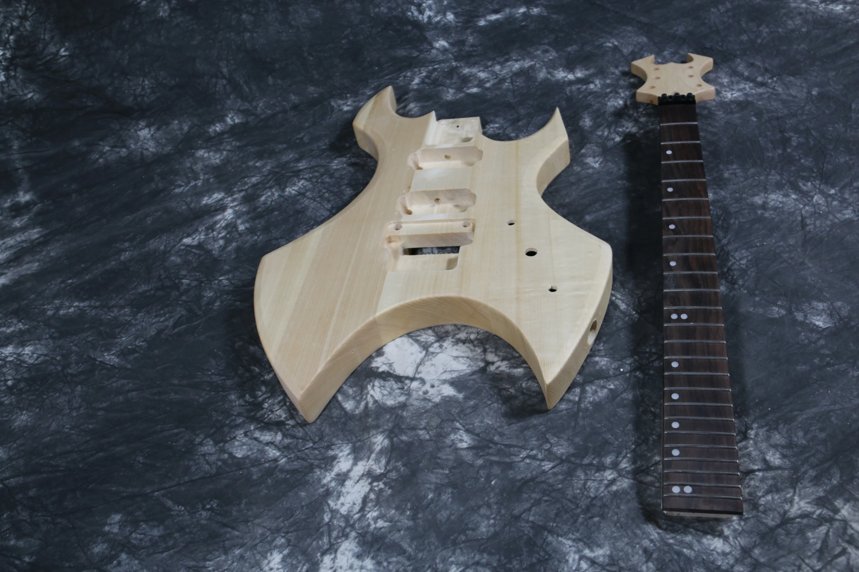 Качество тополя тела клен шеи незаконченная Электрогитара гитара ra комплект